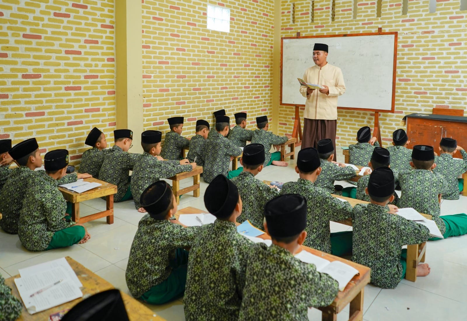 Gambar WhatsApp 2025-11-19 pukul 11.49.01_1feca2c7